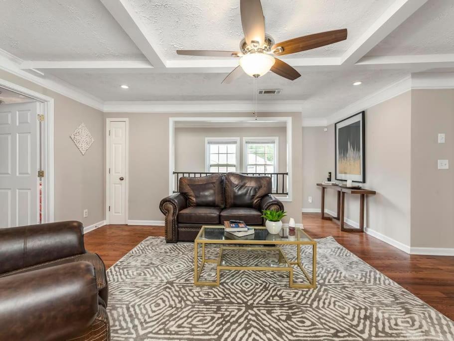 Gorgeous East Village Home Near Downtown Sleeps 12 5 Bedrooms Coffee Bbq Ac Parking Atlanta Bagian luar foto