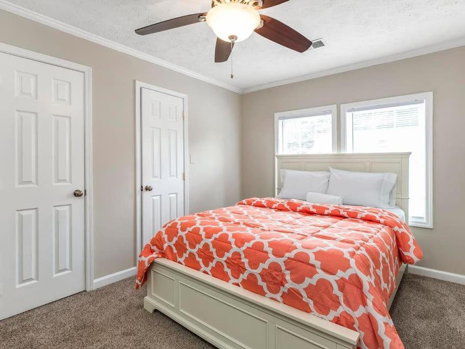 Gorgeous East Village Home Near Downtown Sleeps 12 5 Bedrooms Coffee Bbq Ac Parking Atlanta Bagian luar foto