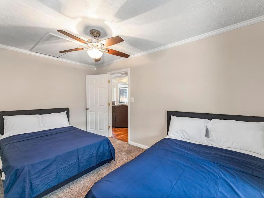 Gorgeous East Village Home Near Downtown Sleeps 12 5 Bedrooms Coffee Bbq Ac Parking Atlanta Bagian luar foto