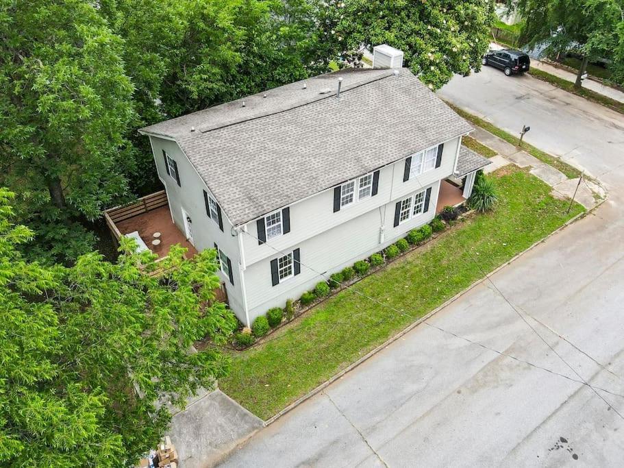 Gorgeous East Village Home Near Downtown Sleeps 12 5 Bedrooms Coffee Bbq Ac Parking Atlanta Bagian luar foto